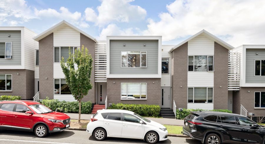  at 4/19 Ruakiwi Road, Hamilton Lake, Hamilton