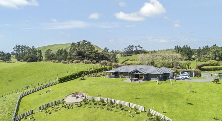  at 210 Maude Road, Inglewood, New Plymouth, Taranaki