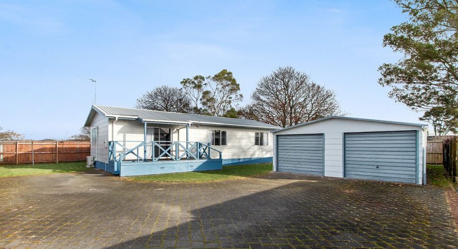  at 10 Beadle Place, Saint Andrews, Hamilton, Waikato