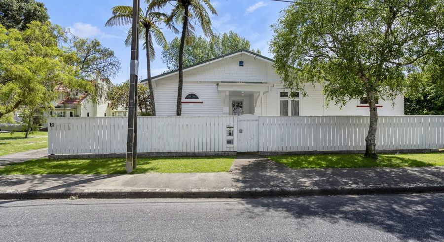  at 11 Woodvale Grove, Fairfield, Lower Hutt