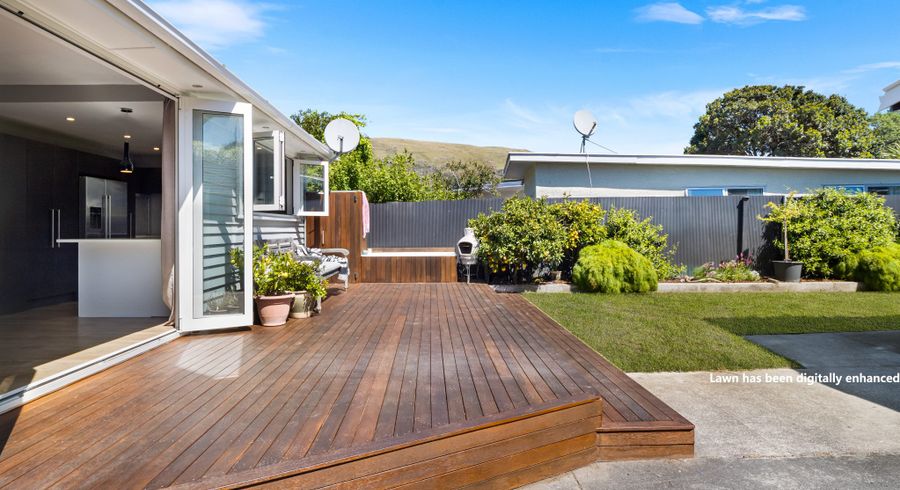  at 8 Whitfield Street, Sumner, Christchurch City, Canterbury