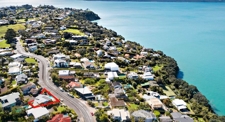  at 304A Riddell Road, Glendowie, Auckland