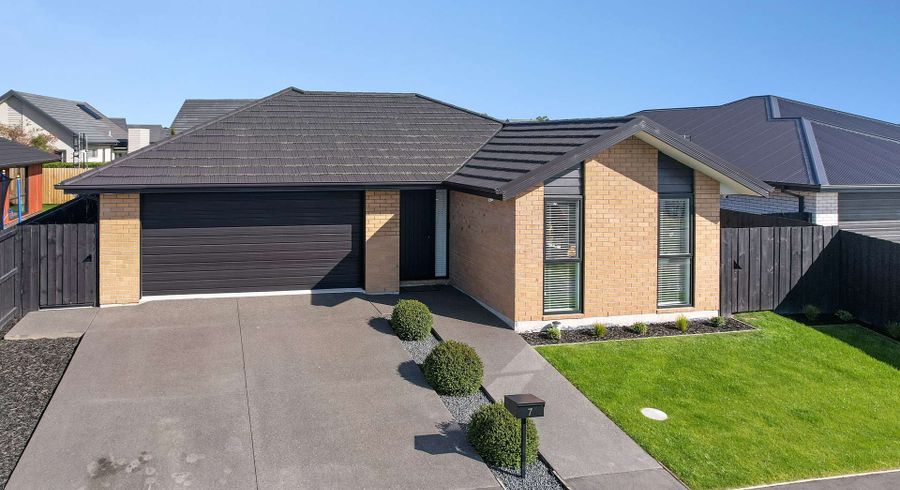  at 7 Selfe Crescent, Burwood, Christchurch