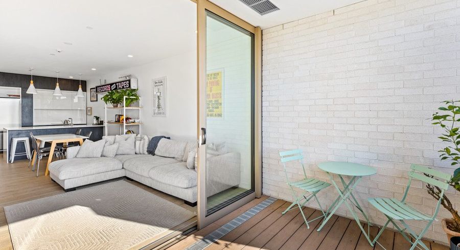  at 303/88 Te Oneroa Way, Long Bay, North Shore City, Auckland