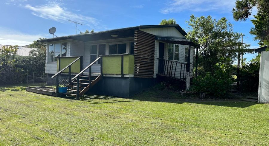  at 1366 Whangaparaoa Road, Army Bay, Whangaparaoa