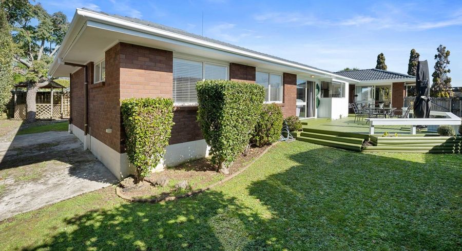  at 13 Carriage Close, Northpark, Manukau City, Auckland