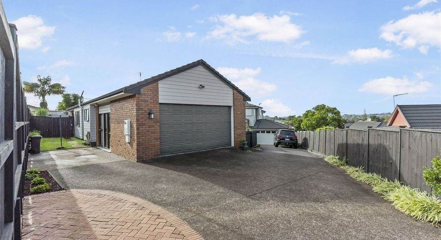  at 3 Citation Way, Botany Downs, Manukau City, Auckland