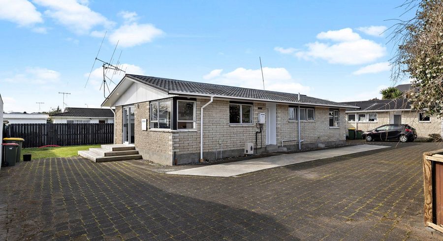  at 11A Knightsbridge Place, Dinsdale, Hamilton, Waikato