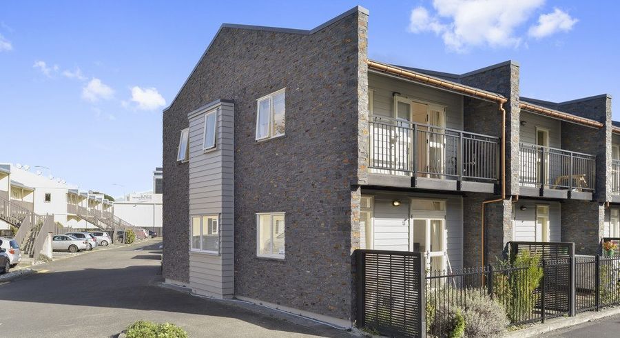  at 25/2 Cawley Street, Ellerslie, Auckland