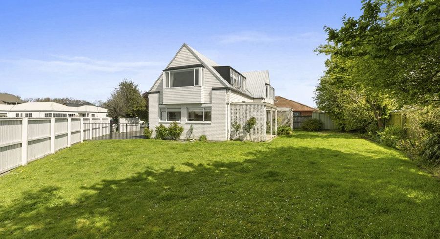  at 77 Regency Crescent, Redwood, Christchurch City, Canterbury
