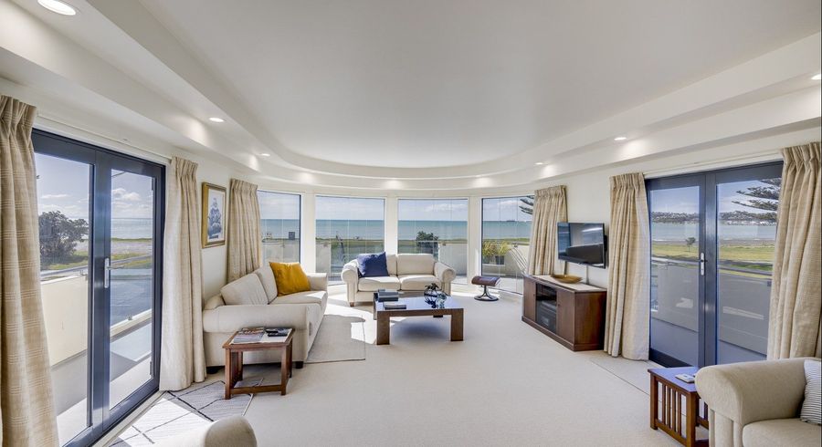  at 24 The Esplanade, Westshore, Napier, Hawke's Bay