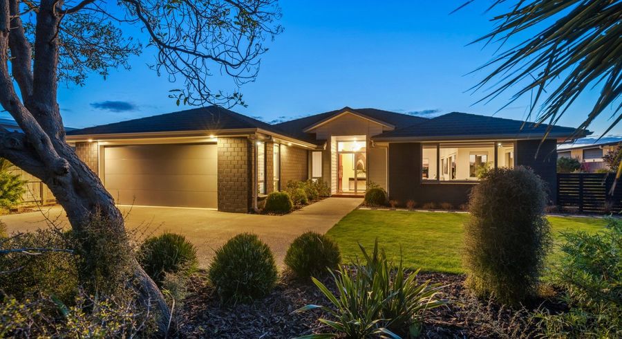  at 11 Taranui Way, Paraparaumu Beach, Kapiti Coast, Wellington