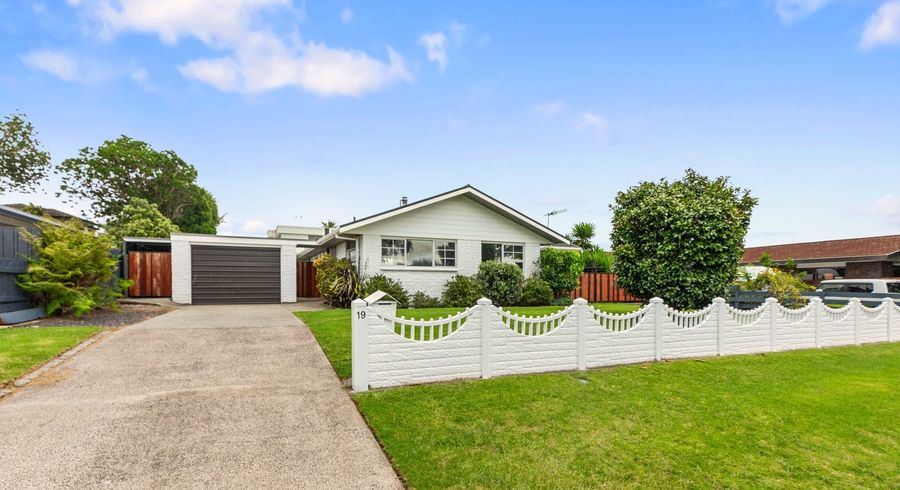  at 19 Endeavour Avenue, Welcome Bay, Tauranga, Bay Of Plenty