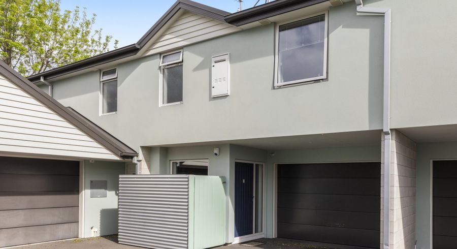  at 2/24 Dickens Street, Addington, Christchurch City, Canterbury