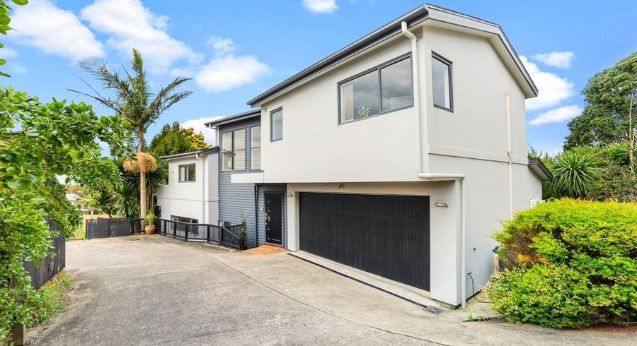  at 11 Marlborough Avenue, Glenfield, North Shore City, Auckland