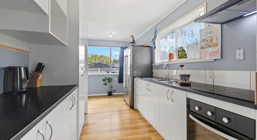  at 24 Redcrest Avenue, Red Hill, Papakura, Auckland