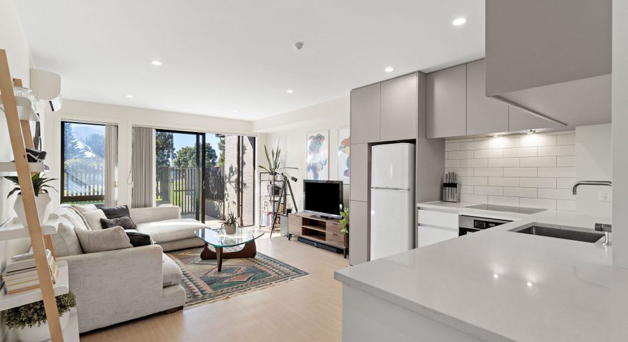  at 636 Massey Road, Mangere, Manukau City, Auckland