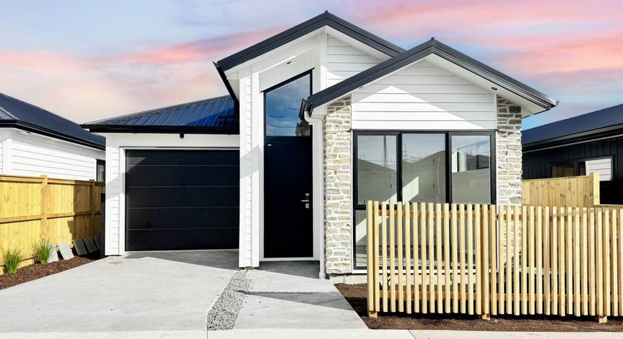  at 386 Te Taruna Drive, Milldale, Rodney, Auckland