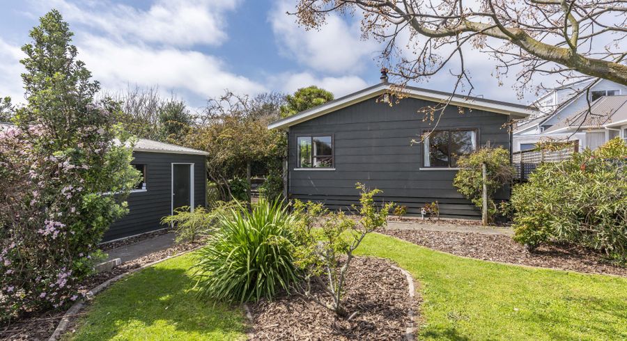  at 176 Matai Road, Raumati Beach, Paraparaumu