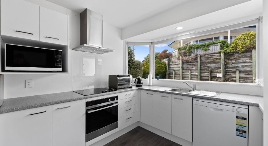  at 11B Shepherd Road, Waipahihi, Taupo