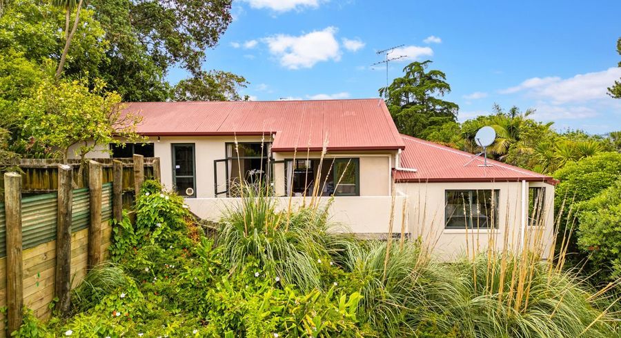  at 37A Hendry Avenue, Hillsborough, Auckland City, Auckland