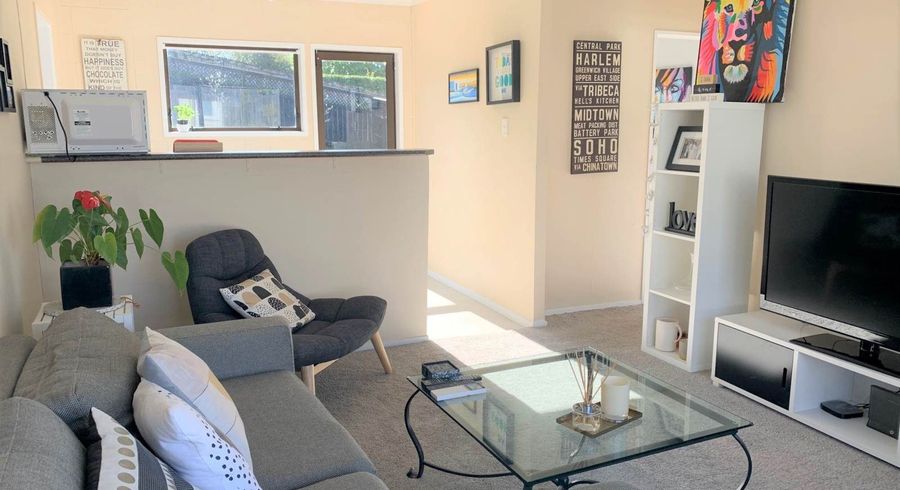 at 2/6 Amy Street, Ellerslie, Auckland City, Auckland
