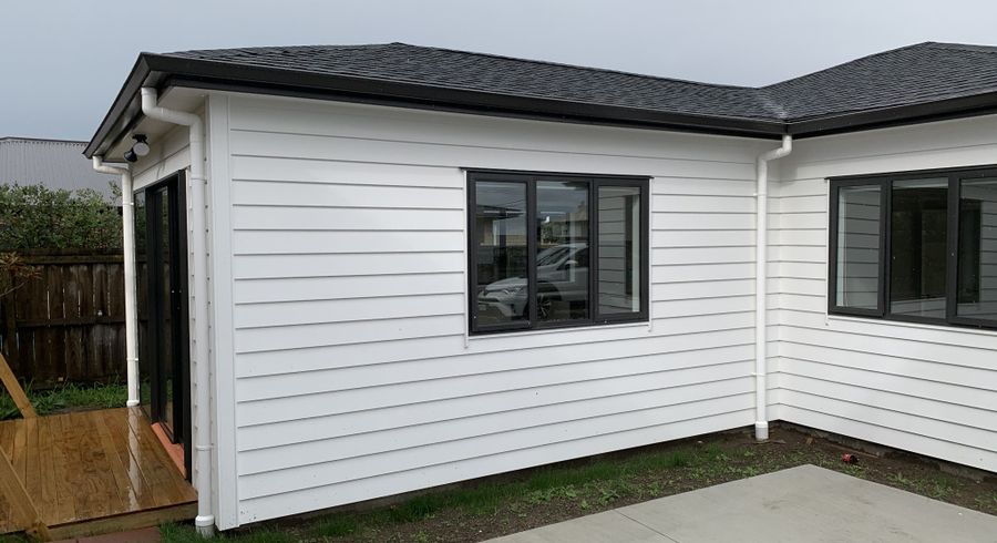  at 5B Tawa Road, Te Atatu Peninsula, Waitakere City, Auckland