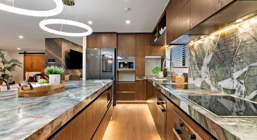  at 33 Ballymore Drive, Pinehill, North Shore City, Auckland