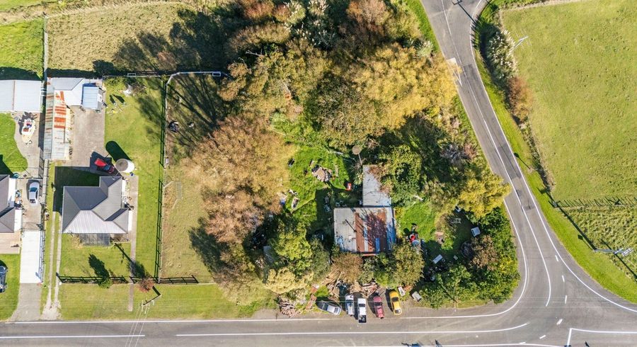  at 33 Whangaehu Village Road, Whangaehu
