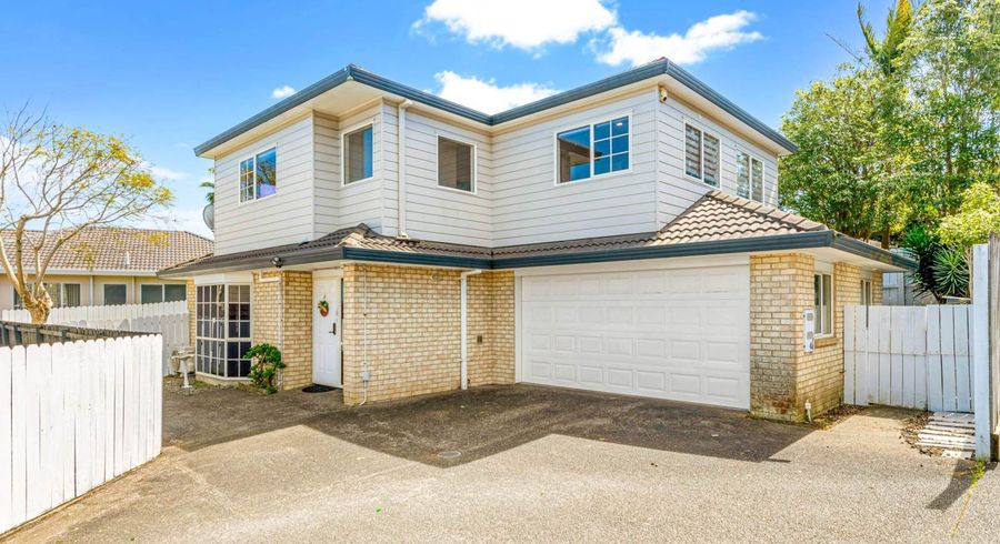  at 11B Oakridge Way, Northpark, Manukau City, Auckland