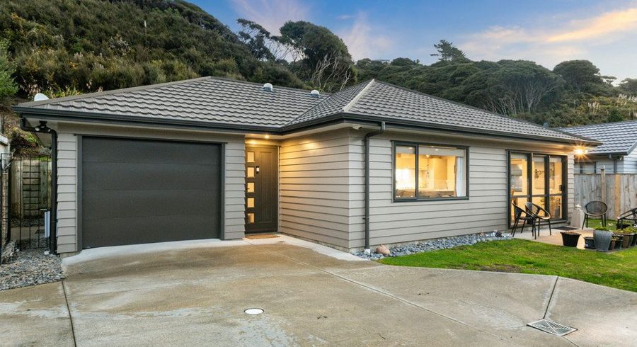  at 9 Moonsail Drive, Whitby, Porirua, Wellington