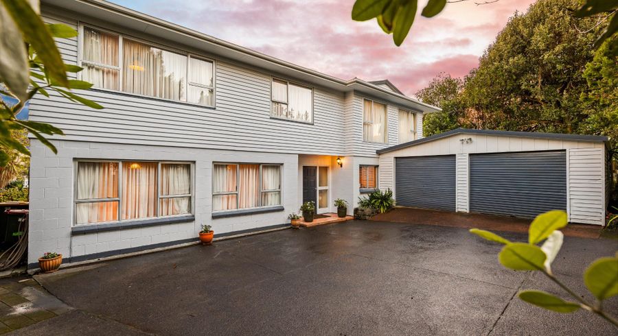  at 15 Anich Road, Massey, Waitakere City, Auckland