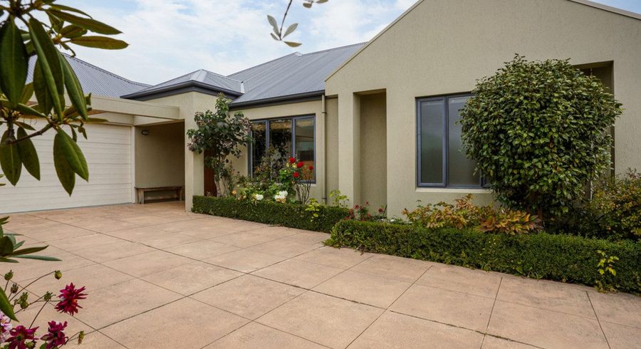  at 17 Ashton Mews, Casebrook, Christchurch