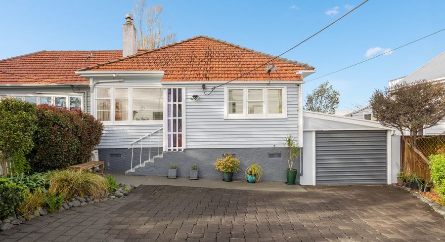  at 35 Church Street, Northcote Point, Auckland