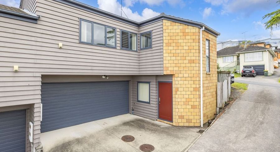  at 3 Woodall Place, Totara Vale, North Shore City, Auckland