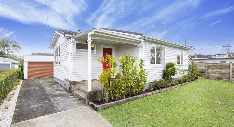  at 38 Woodglen Road, Glen Eden, Auckland