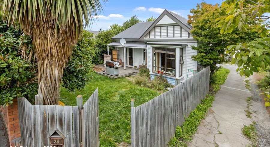  at 1/25 Sumner Street, Spreydon, Christchurch