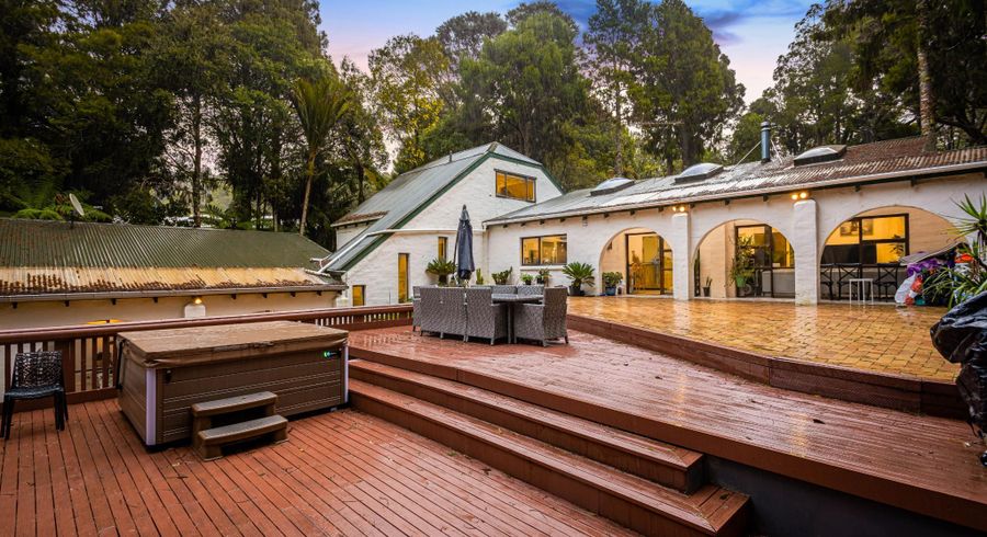  at 719 Scenic Drive, Henderson Valley, Waitakere City, Auckland