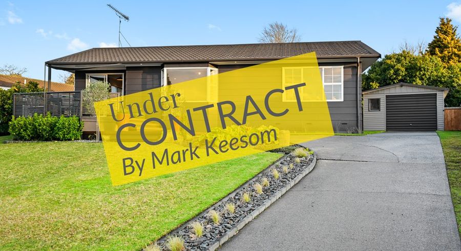  at 39 Sheridan Crescent, Leamington, Cambridge