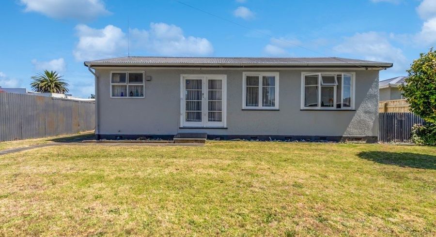 at 63 Thatcher Street, Castlecliff, Whanganui