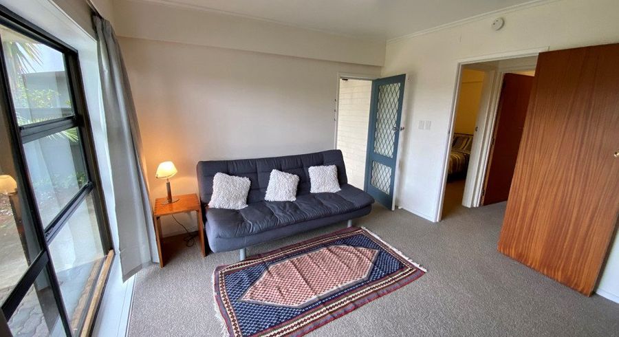  at 38 Sylvan Park Ave, Milford, North Shore City, Auckland