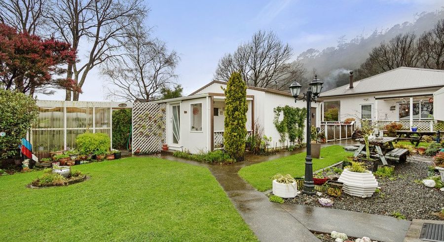  at 21 Hine Road, Wainuiomata, Lower Hutt, Wellington