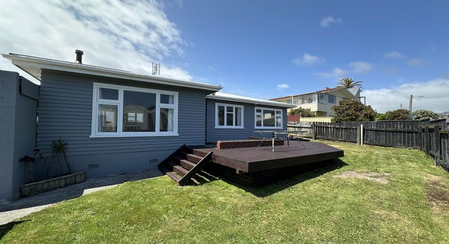  at 8 Lambley Road, Titahi Bay, Porirua, Wellington