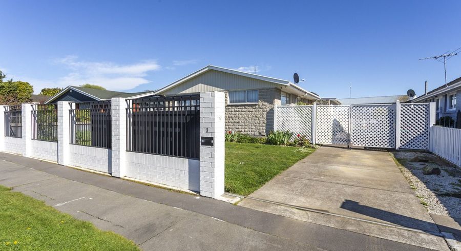  at 8  Gow Place, Woolston, Christchurch City, Canterbury