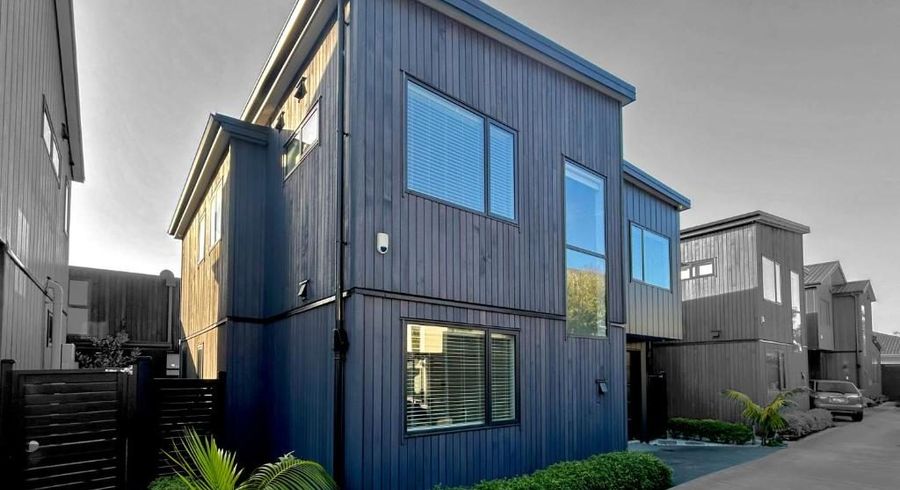  at 7B Walford Road, Point Chevalier, Auckland City, Auckland
