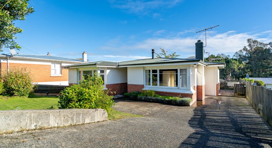  at 405 Pine Hill Road, Pine Hill, Dunedin