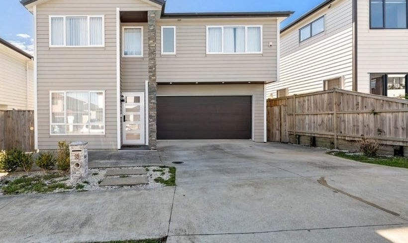  at 18 Tinaku Road, Flat Bush, Auckland