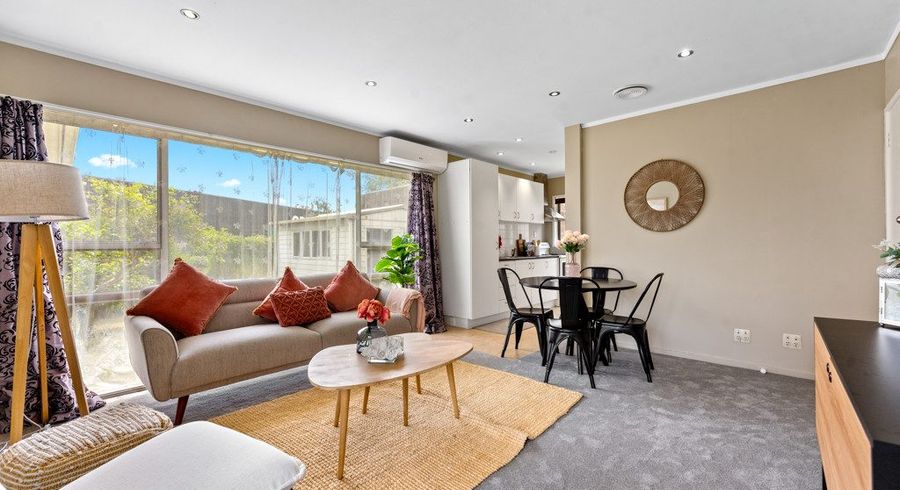  at 6/4 Panorama Road, Mount Wellington, Auckland