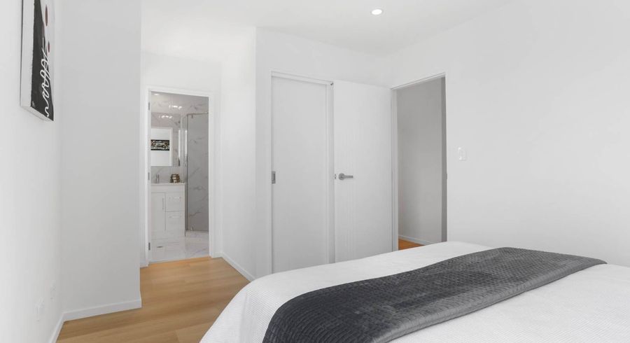  at 2/30 Ventura Street, Mangere, Manukau City, Auckland