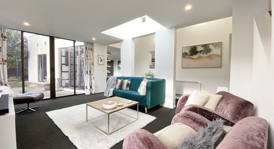  at 74C Glandovey Road, Fendalton, Christchurch City, Canterbury